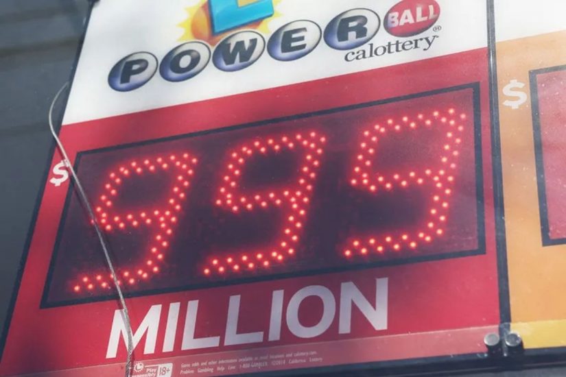 Powerball 头奖超过 10 亿美元，玩家再次与大奖擦肩而过。